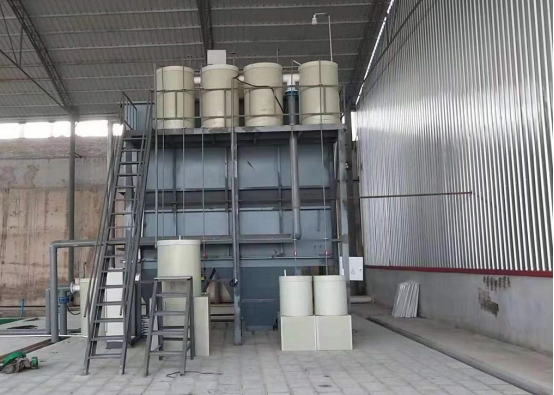 酸中和および汚水処理です