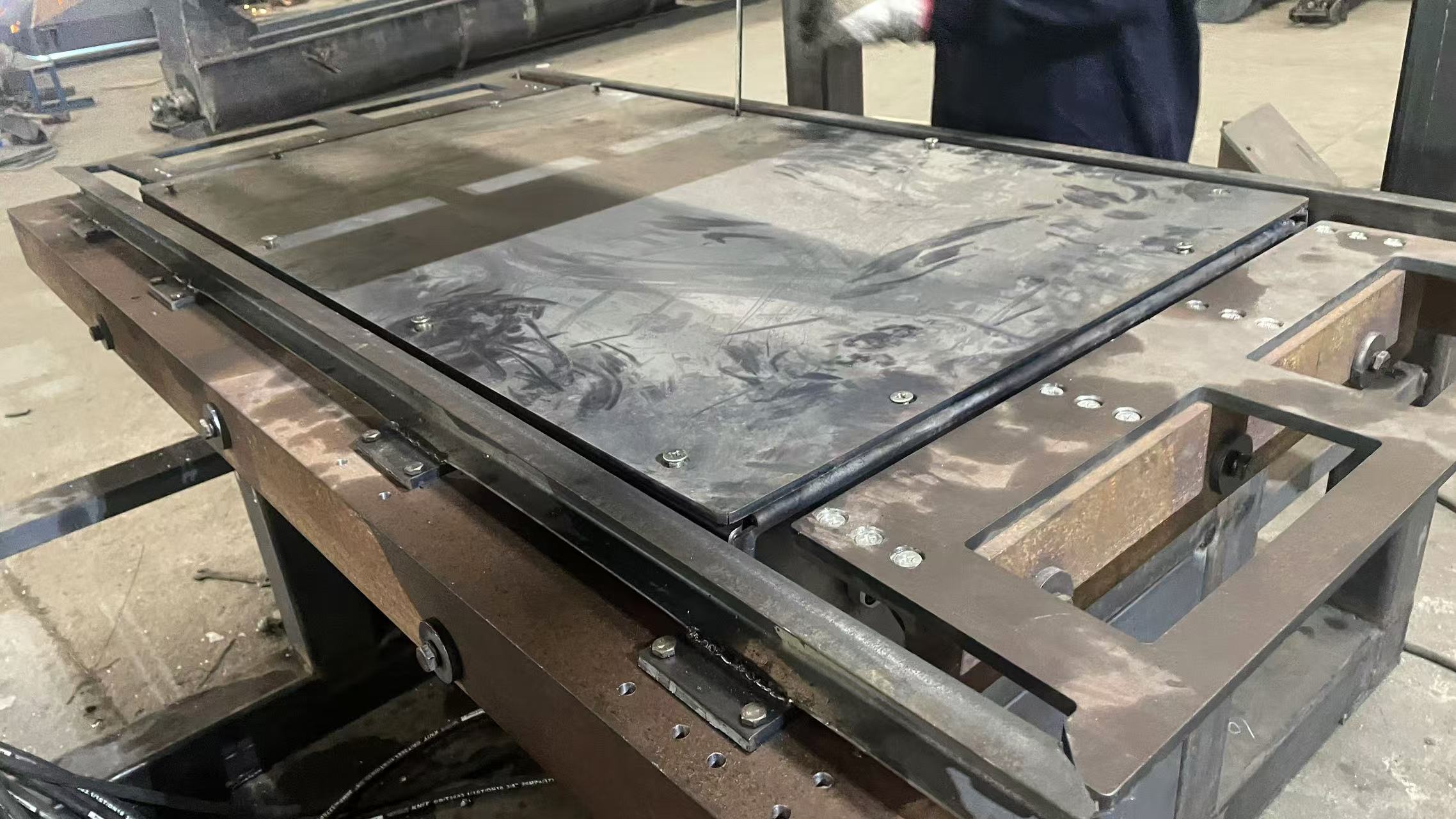 Semi-Auto Solar Panel Aluminum Frame Removal Machine