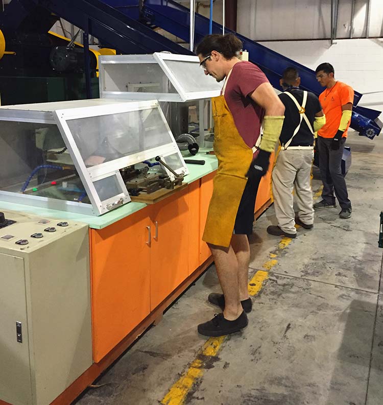 Heating CRT Cutting Machine - Double Station